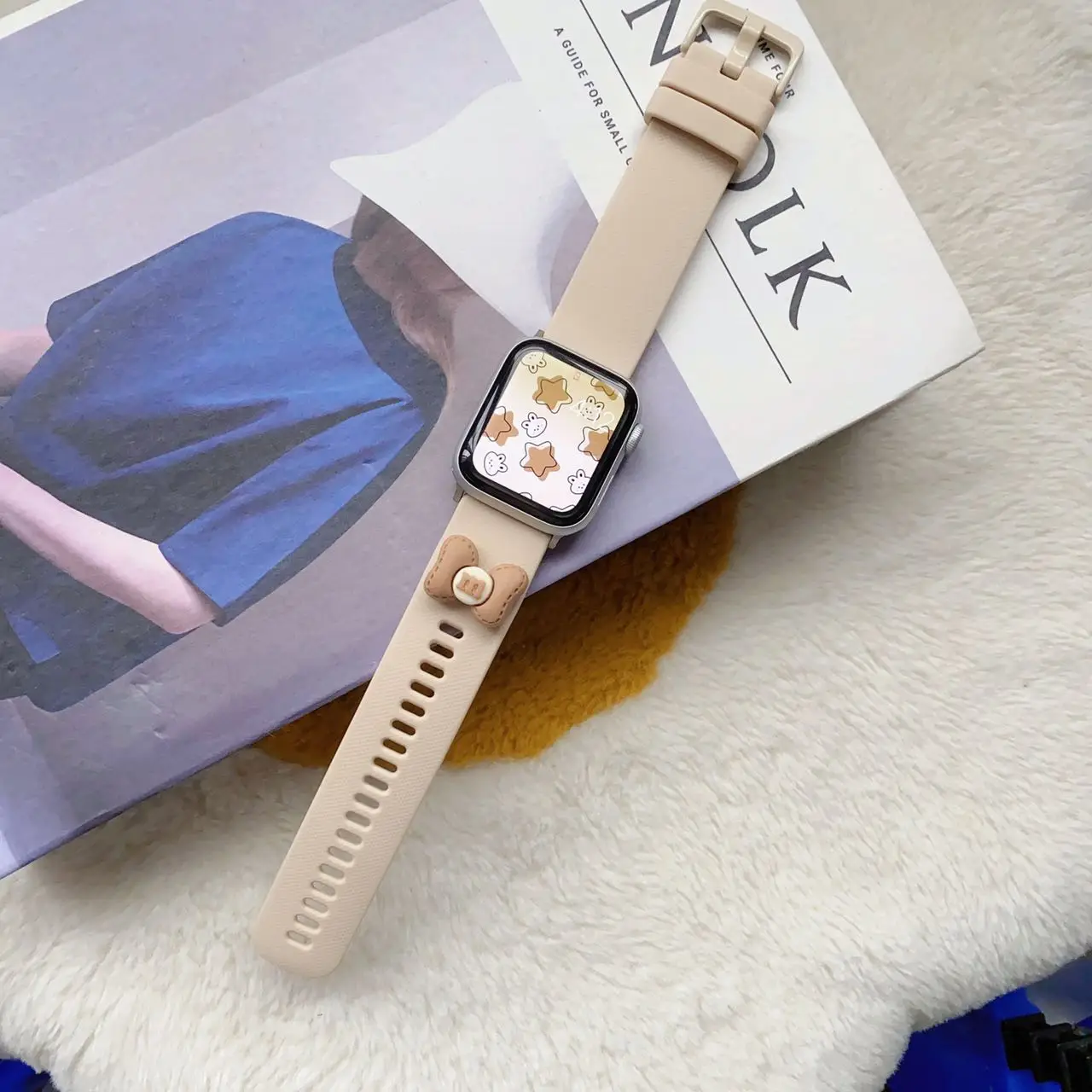 Correa de goma con decoraciones para Apple Watch, pulsera de silicona de 38/42mm, 40/44mm para iWatch8 SE7 6 5 4 3 2 1 41/45mm 49Ultra