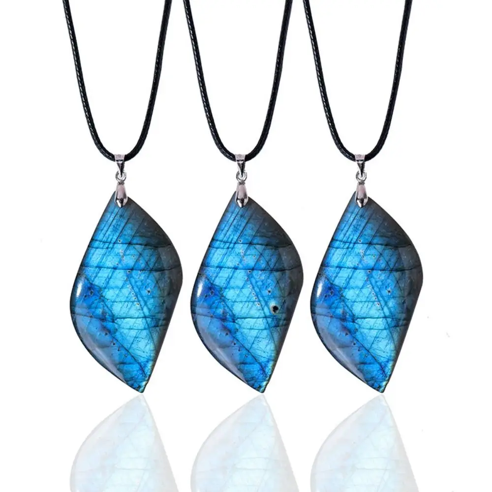 Stone Craft Natural Labradorite Geometric Shape Raw Stone Polishing Crystal Labradorite Pendent Exquisite Natural Training Stone