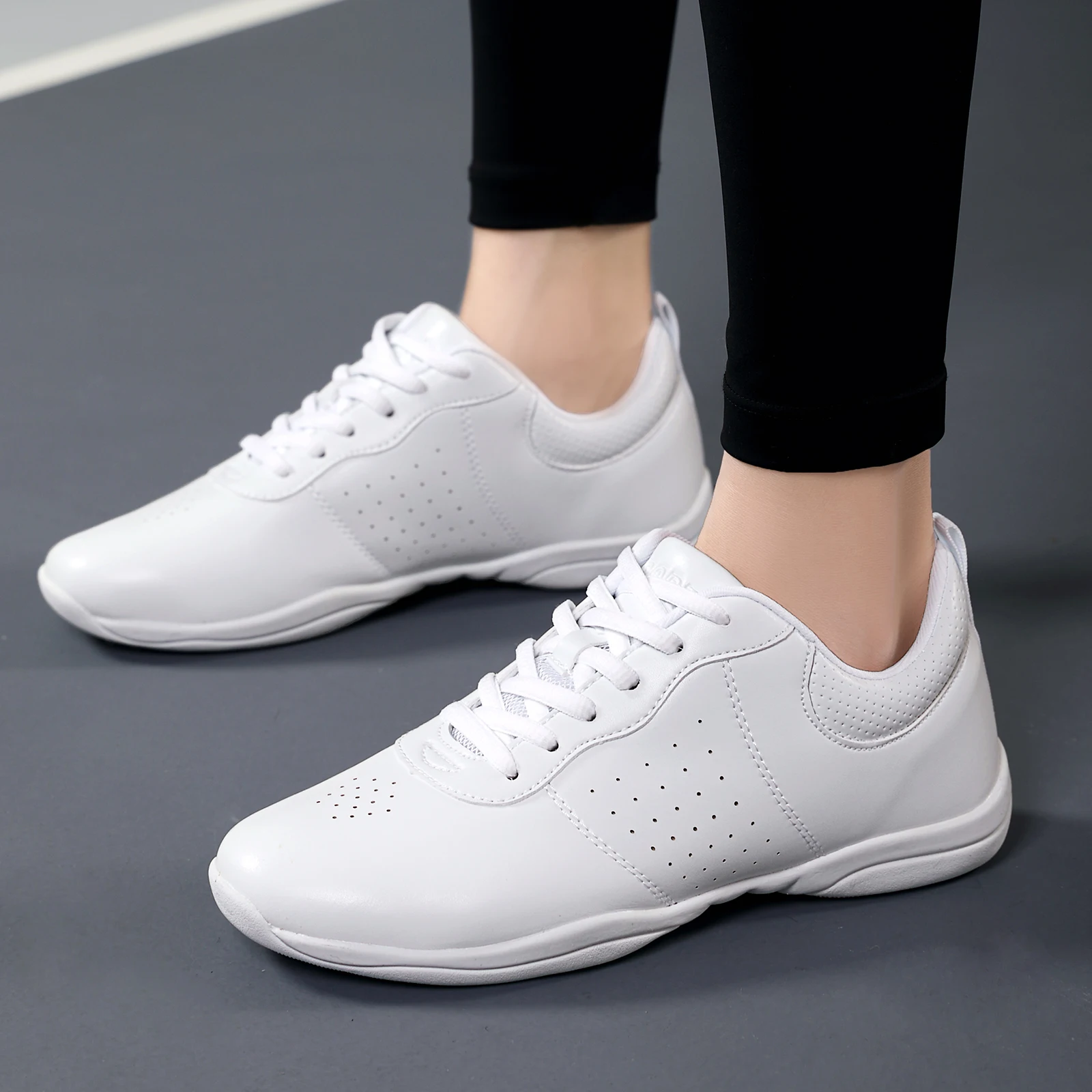 2125 Girls Cheerleading Shoes Leather Upper Aerobics Sneakers Non-slip Soft Sole Women Fitness Gym Dancing Sports S