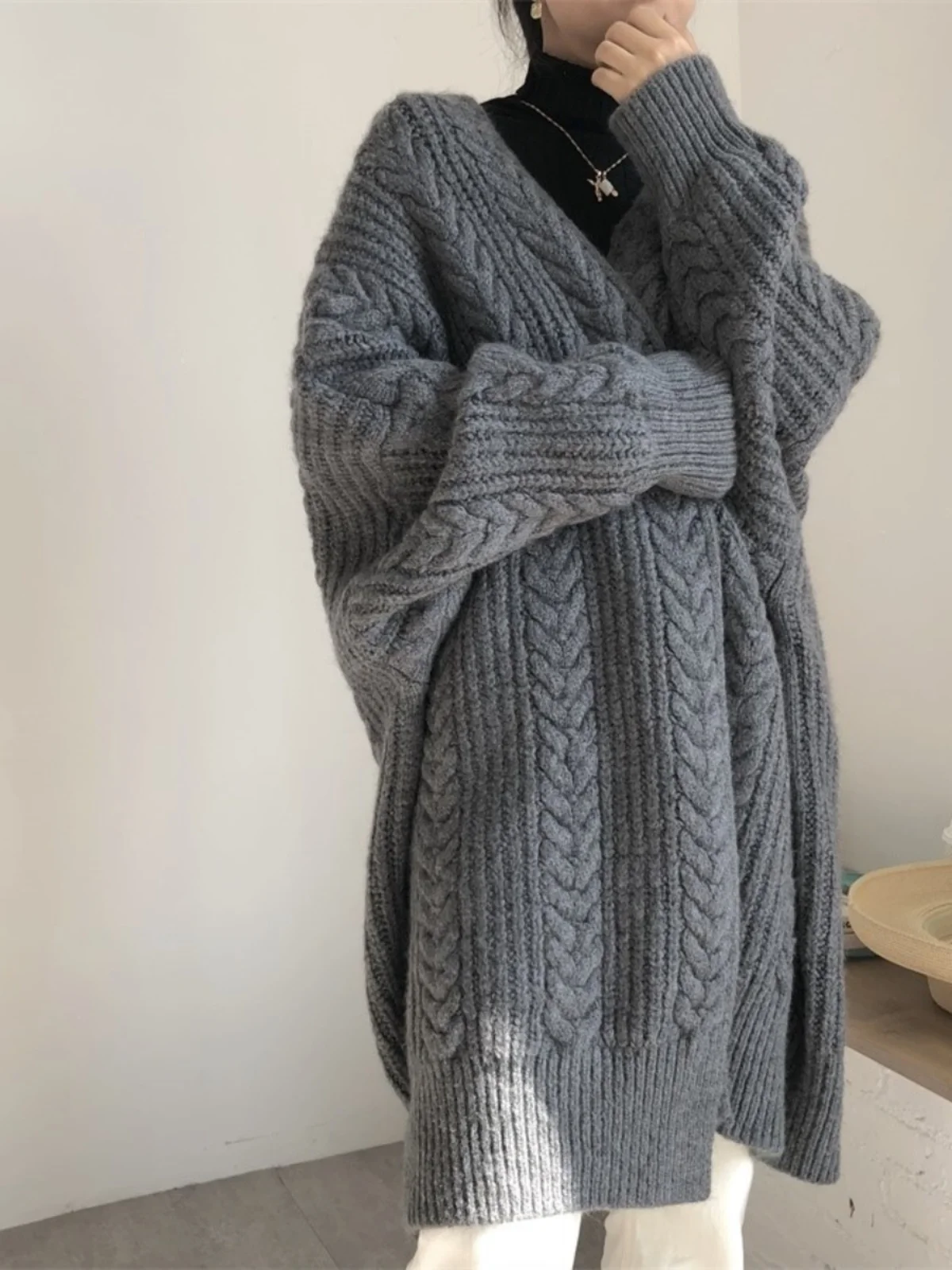 

Женский кардиган из вязаного трикотажа, весна-осень, свободный крой, средней длины, мягкий свитер, верхняя одежда, V-образный вырез, на одной пуговице