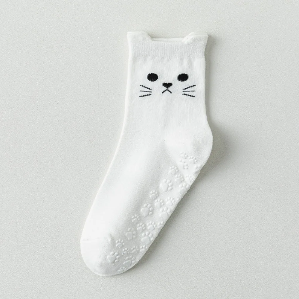 

New Cotton Pilates Socks Breathable Harajuku Street Cat Embroidery Socks Casual Non-Slip Grip Yoga Socks