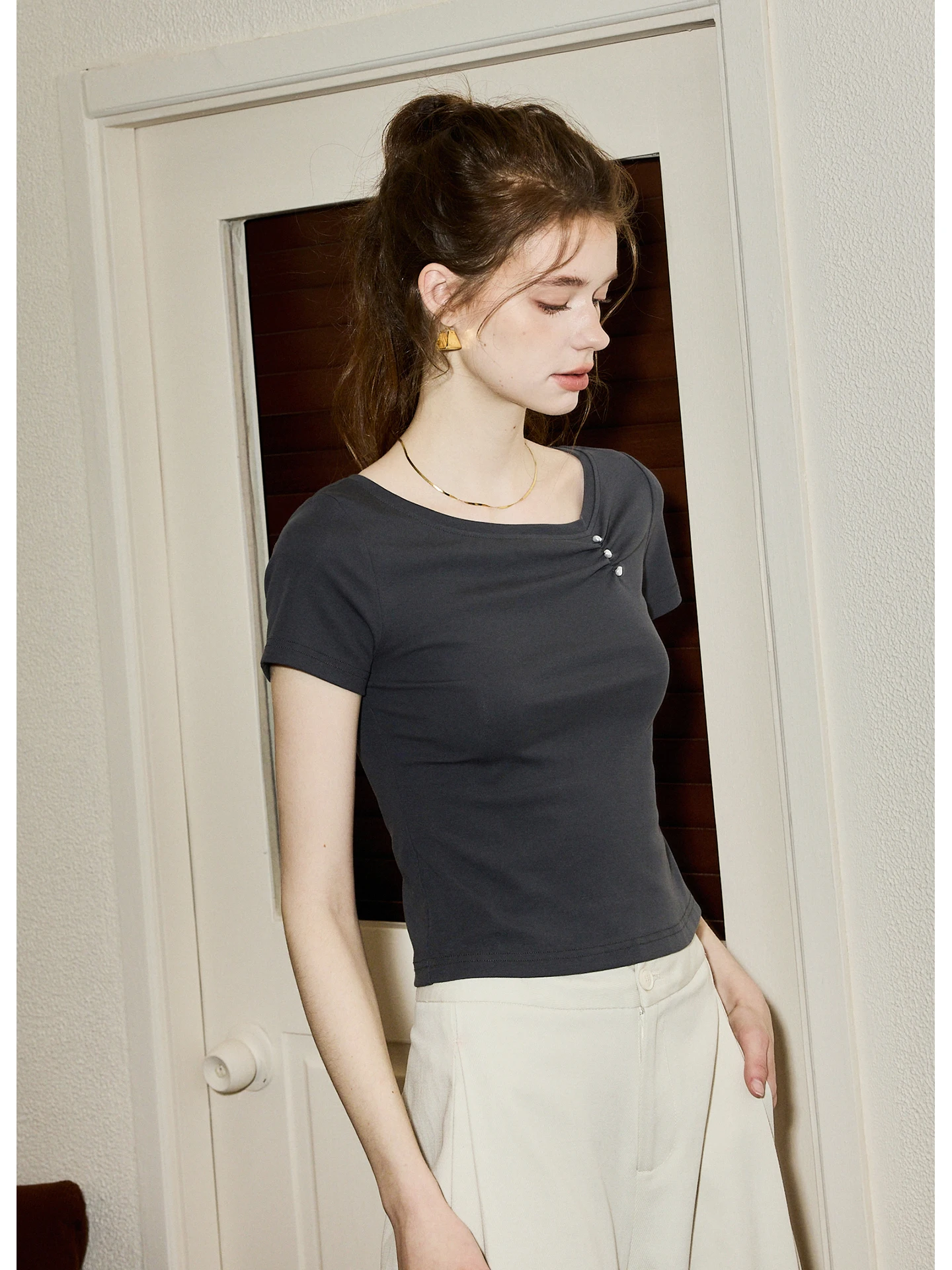 KUHNMARVIN Store Summer New Gentle Style Women's Short Sleeve T-shirt Baring Collar Side Slit Design Casual Knitted Top