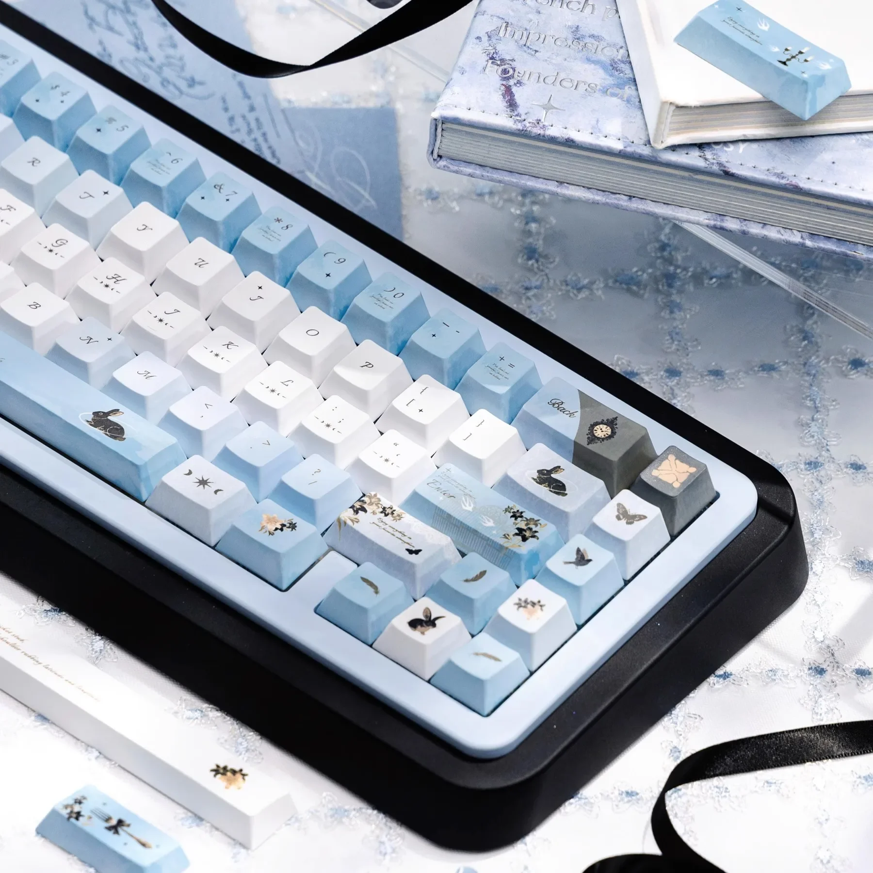 

Wild Lily Keycap Original PBT Five-sided Sublimation + Transparent PC Customized Mechanical Keyboard Keycap Original