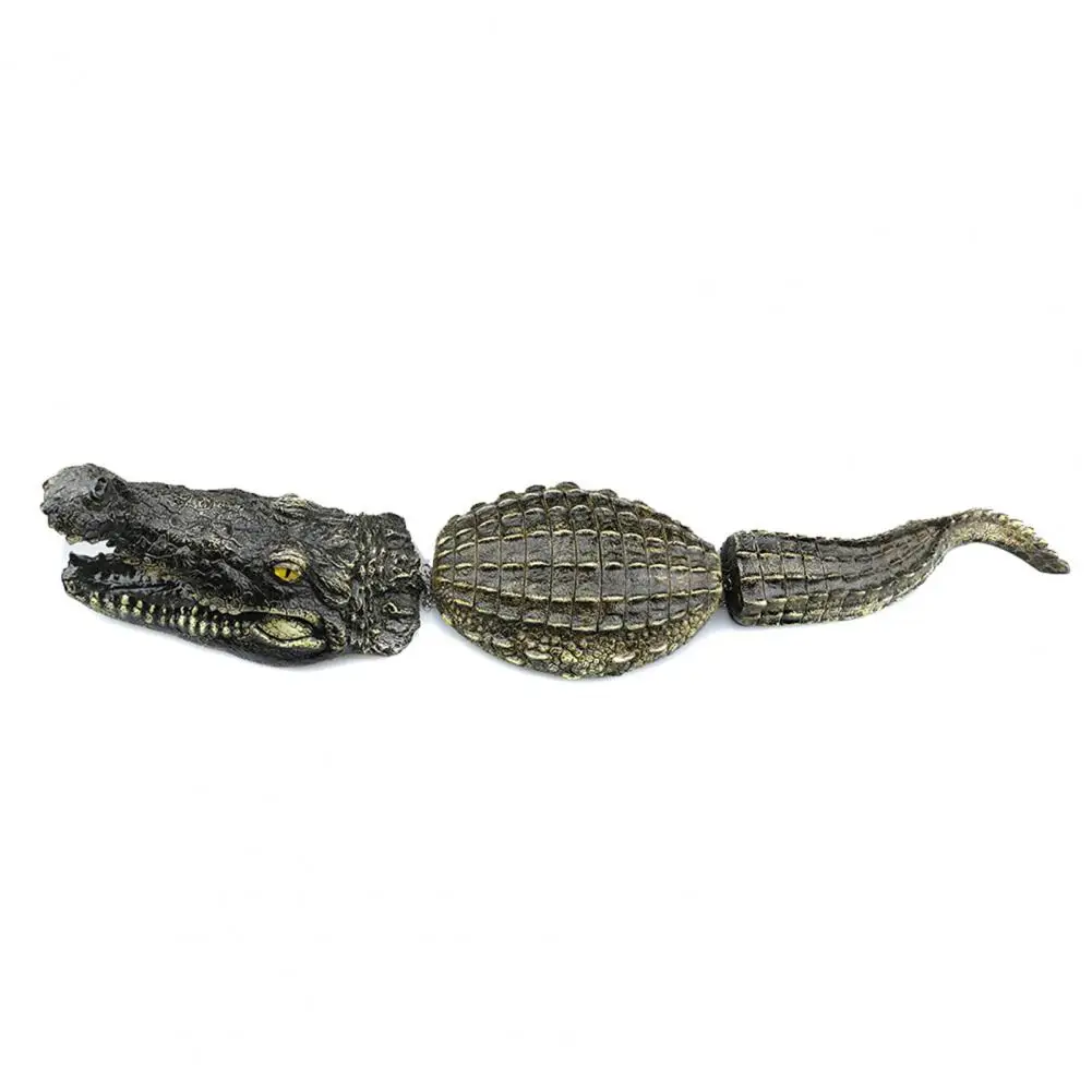 

Floating Crocodile Pool Decoration Realistic Crocodile Decoy for Pond Pool Eco-friendly Gator Deterrent Sculpture for Courtyard