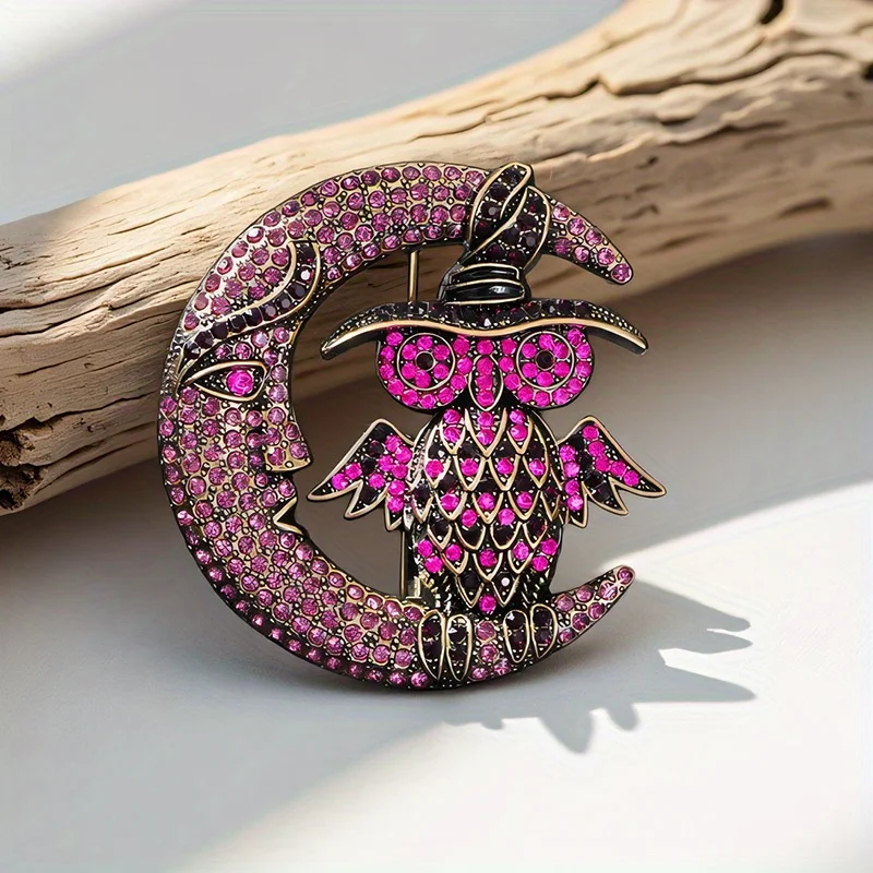 Broche de búho exquisito de lujo ligero con personalidad Vintage creativa sentado en la luna