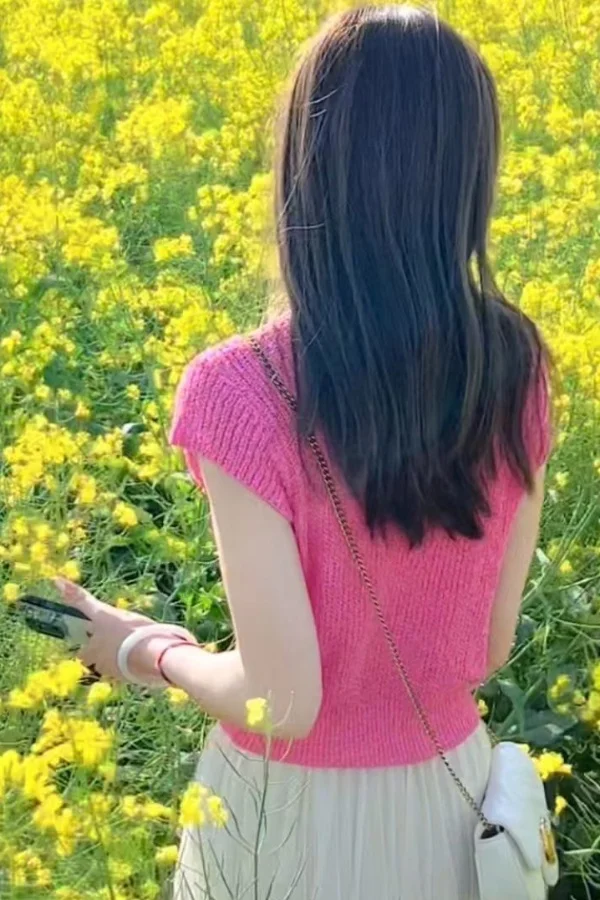 

Elegant Short Sleeve Knitted Top Women's Summer Fashion Trend Base Layer Shirt Sleeveless Length round Neck Pullover