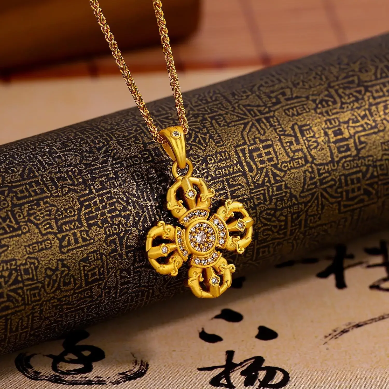 Light Luxury Fashion 24K Real Gold Cross Vajra Pendant Necklace 999 Gold Female Fall Magic Pestle Superior Sense Clavicle Chain