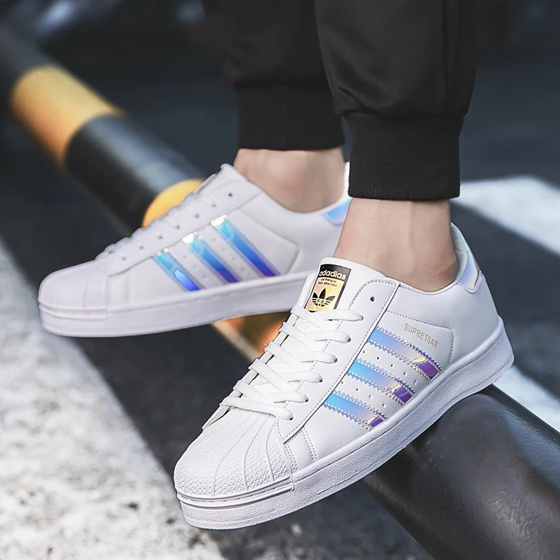 

2025Four Seasons Breathable Lightweight Comfortable High-Quality New Chameleon Shell Toe Three-Stripes Couple Sneakers35-45