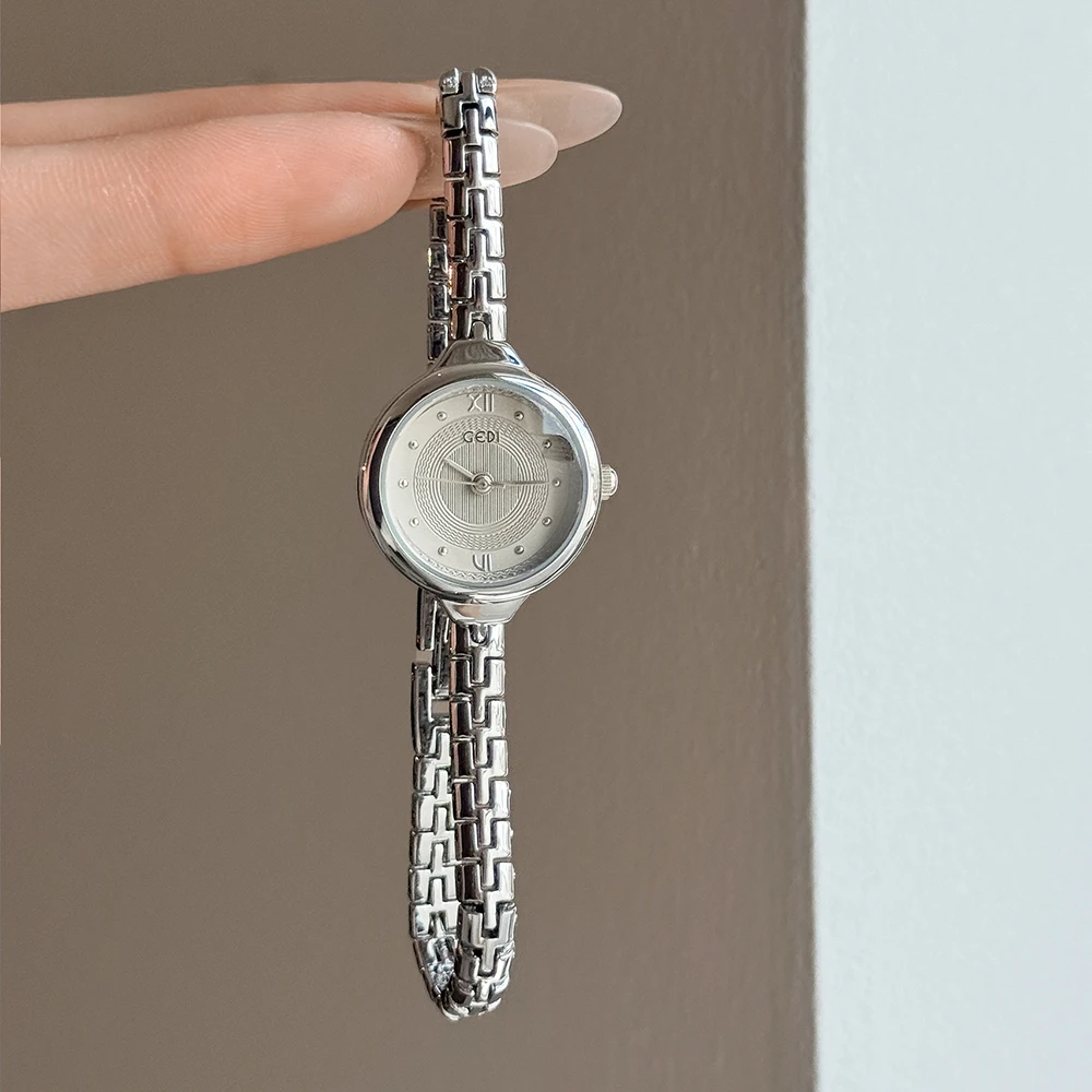 

GEDI женские часы, роскошные кварцевые женские часы высокого качества, простой маленький циферблат, нежный браслет, модные женские аксессуары