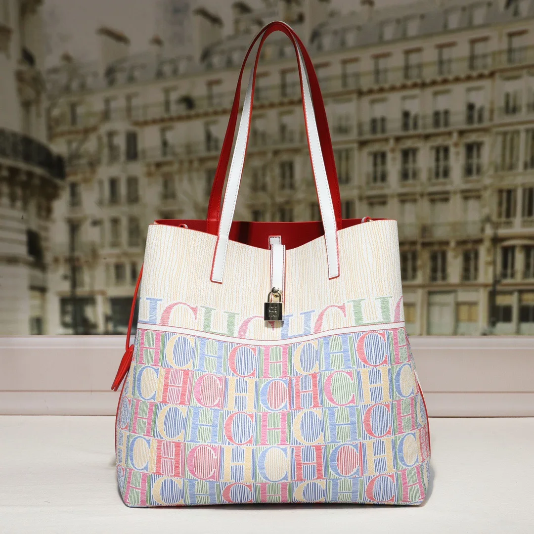 

High-Quality Waterproof Bucket Bag 2026 New Trendy Fashion Versatile Niche Light Luxury Single-Shoulder Lock Commuter Women's Bag