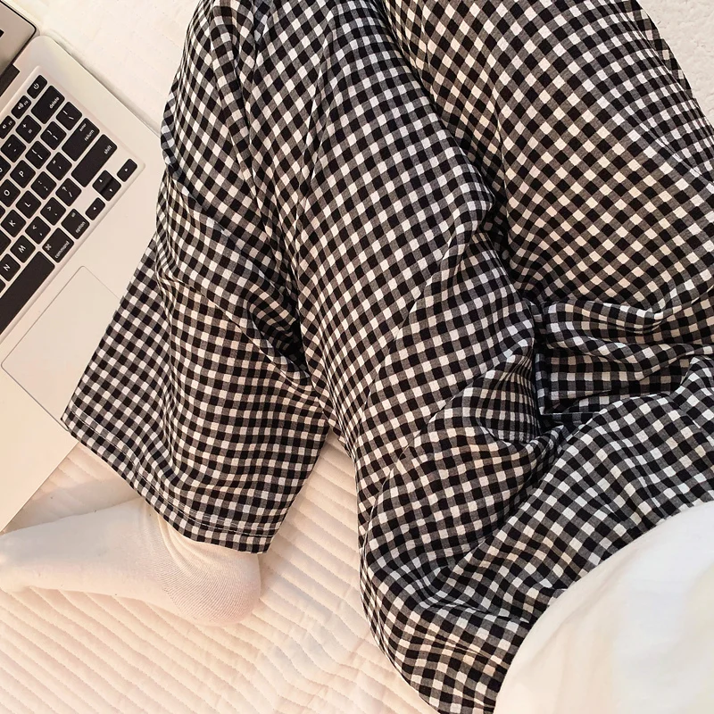 Black 114 black plaid trousers