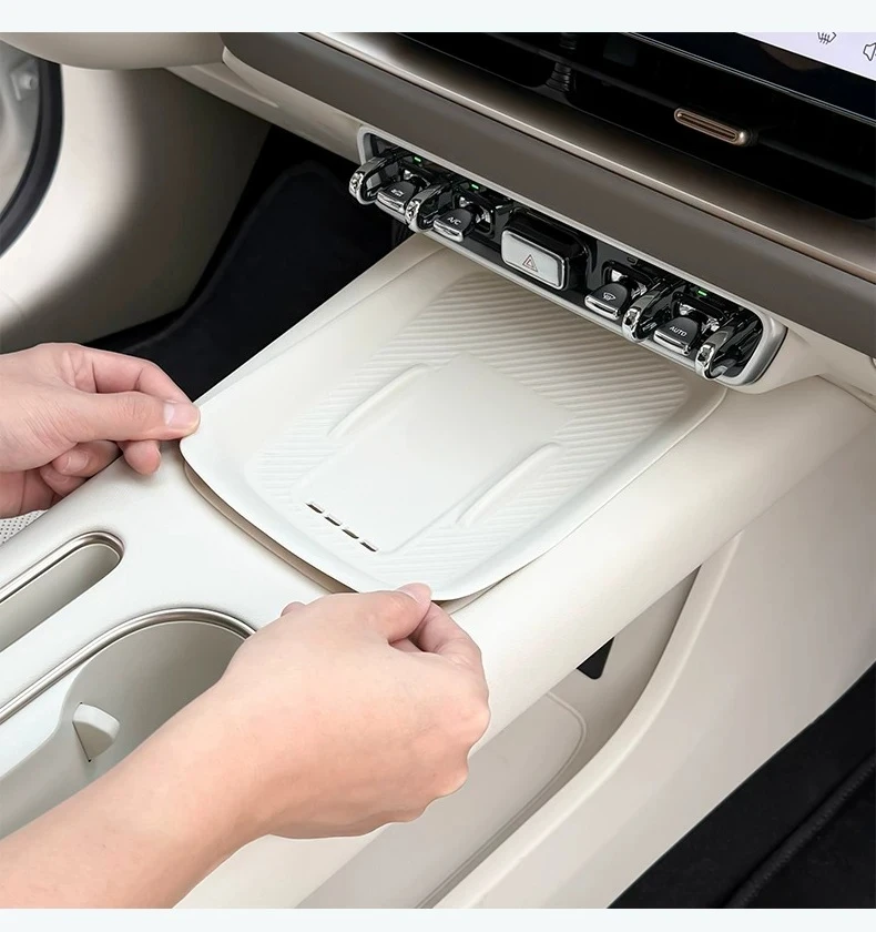For 2026 GWM ORA 5 Silicone Dustproof Mat Center Console Wireless Charging Anti-Dirty Protective Pad White Interior Accessories