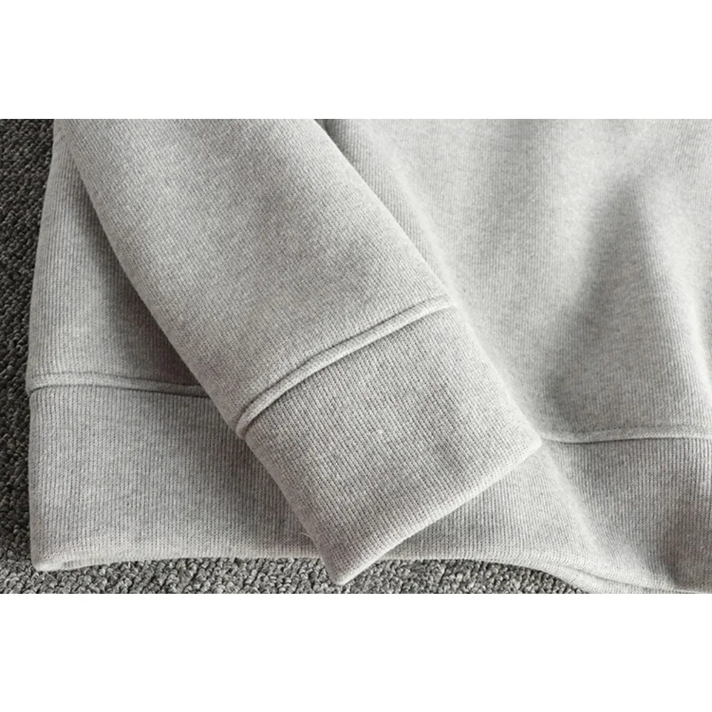 Męska bluza z kapturem z grubego, aksamitnego materiału, z prostymi haftowanymi literami, kontrastowymi przeszyciami, modna bluza z kapturem.