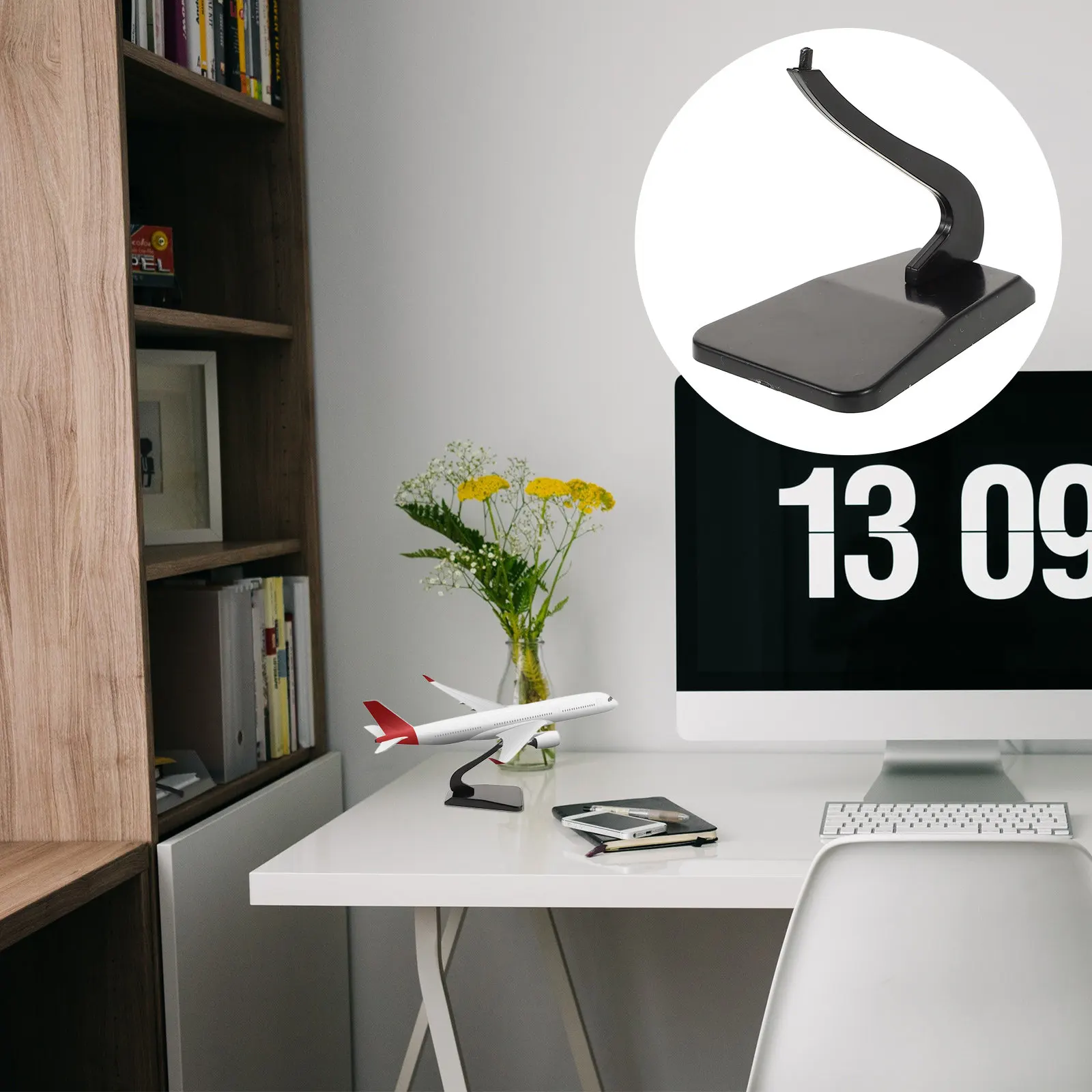 

Universal Plastic Aircraft Display Stand Fits 1:400 Airplane Models Elegant Support Bracket for Aviation Collector Showcases