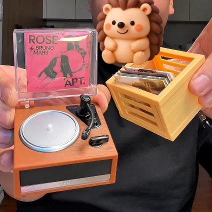 ZURU Mini Brands Really Works Vinyl Capsule Blind Box Unbox Music Vinyl Playset Fully Working Miniature Record Player Mini Vinyl view 3