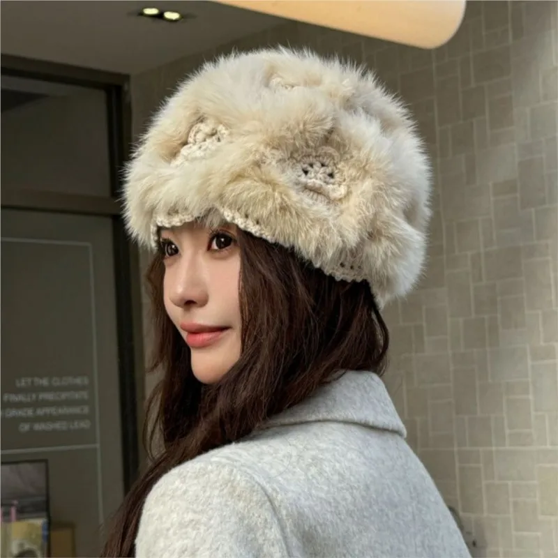 A woolen hat for women in autumn and winter versatile knitted fur warm flower-patterned fleece headscarf
