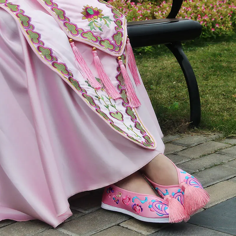 Chaussures brodées pour filles, chaussures de mariage de littérature, chaussures à diaphragmes d'opéra chinois traditionnel, chaussures roses, chaussures Hanfu, flattie
