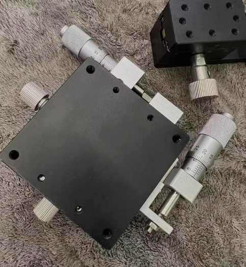 

XY Manual Micro Positioning Stage LY40 LY60 LY80 LY125 for Precise Optical Alignment