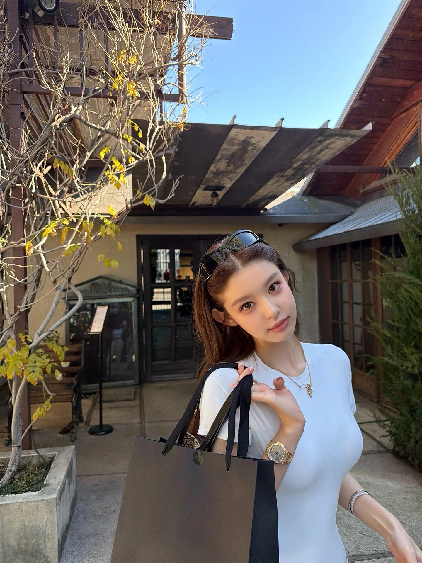 

Утренний привет, Fan Fan Ni Skms: Мягкий, тонкий, высокоэластичный жилет-футболка с высокой талией в корейском стиле для повседневной носки.