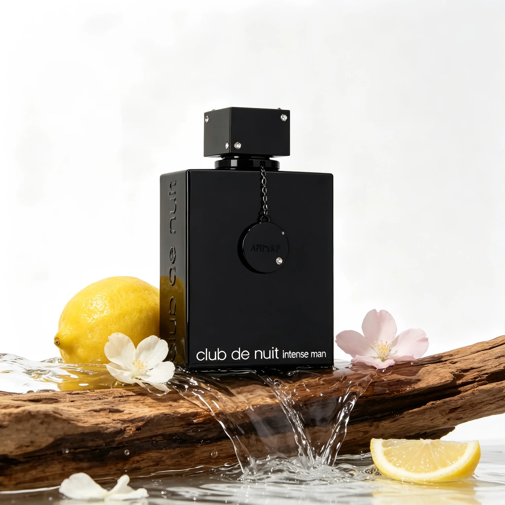 Club De Nuit Intense Man Eau De Toilette, 3.6oz Boisé Épicé