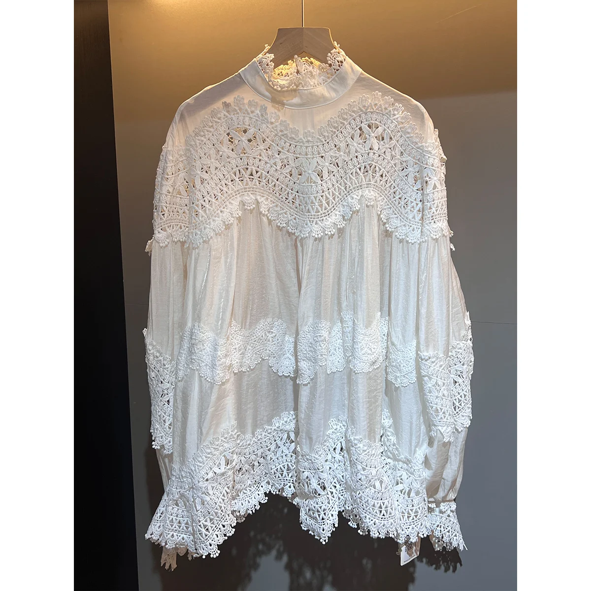 

Elegant Long Sleeve Lace Hollow out Shirt Women's Design Sensation Age Reduction Versatile Stand Collar French Style Casual Wear