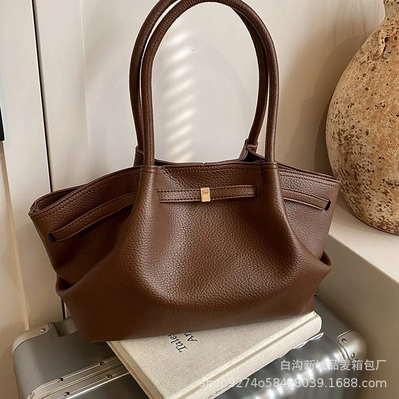 New Super Fire Niche Design Bag Female Senmeng Autumn and Winter Shoulder Handbag Fashionable Large-capacity Commuting Tote Bag