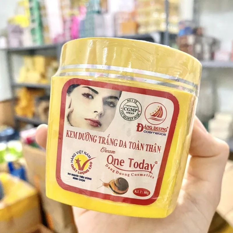 

Kem Ốc Sên One Today Dưỡng Trắng Da Toàn Thân 80g Bottle, Remove Skin Blemishes Spots Freckles, Firming Bright White Skin