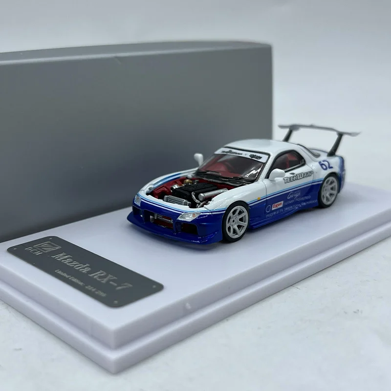 

DCM масштаб 1:64 сплав RX-7 широкофюмерный литой миниатюрный игрушечный автомобиль моделирование классическая модель Коллекционный сувенирный дисплей