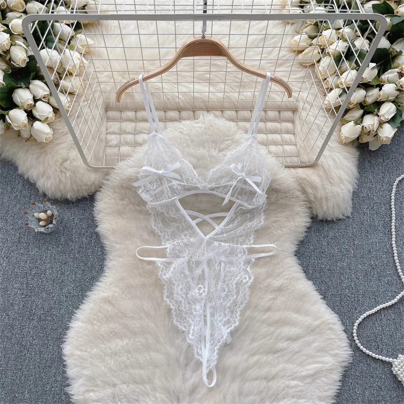 بدلة دانتيل من قطعة واحدة للنساء ، ملابس داخلية مثيرة ، حزام متقاطع ، فيونكة مجوفة ، قصة ضيقة ، مثيرة ، بدلة قطة عارية الظهر ، رومبير ، بيجامة ، حلوة