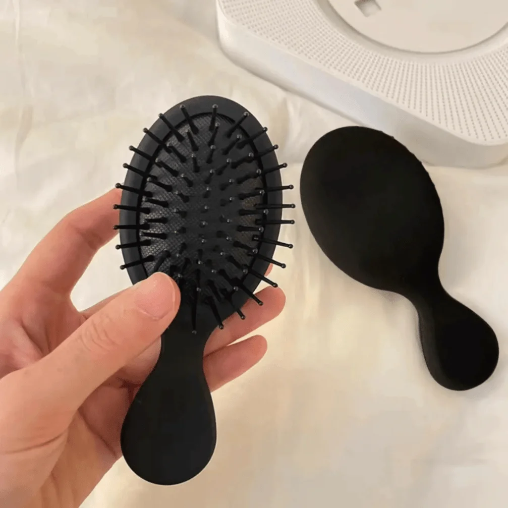 

1pc Portable Japanese-Style Black Bristle Comb with Scalp Massage - Ideal for Long Straight Hair,Matte Texture Handle
