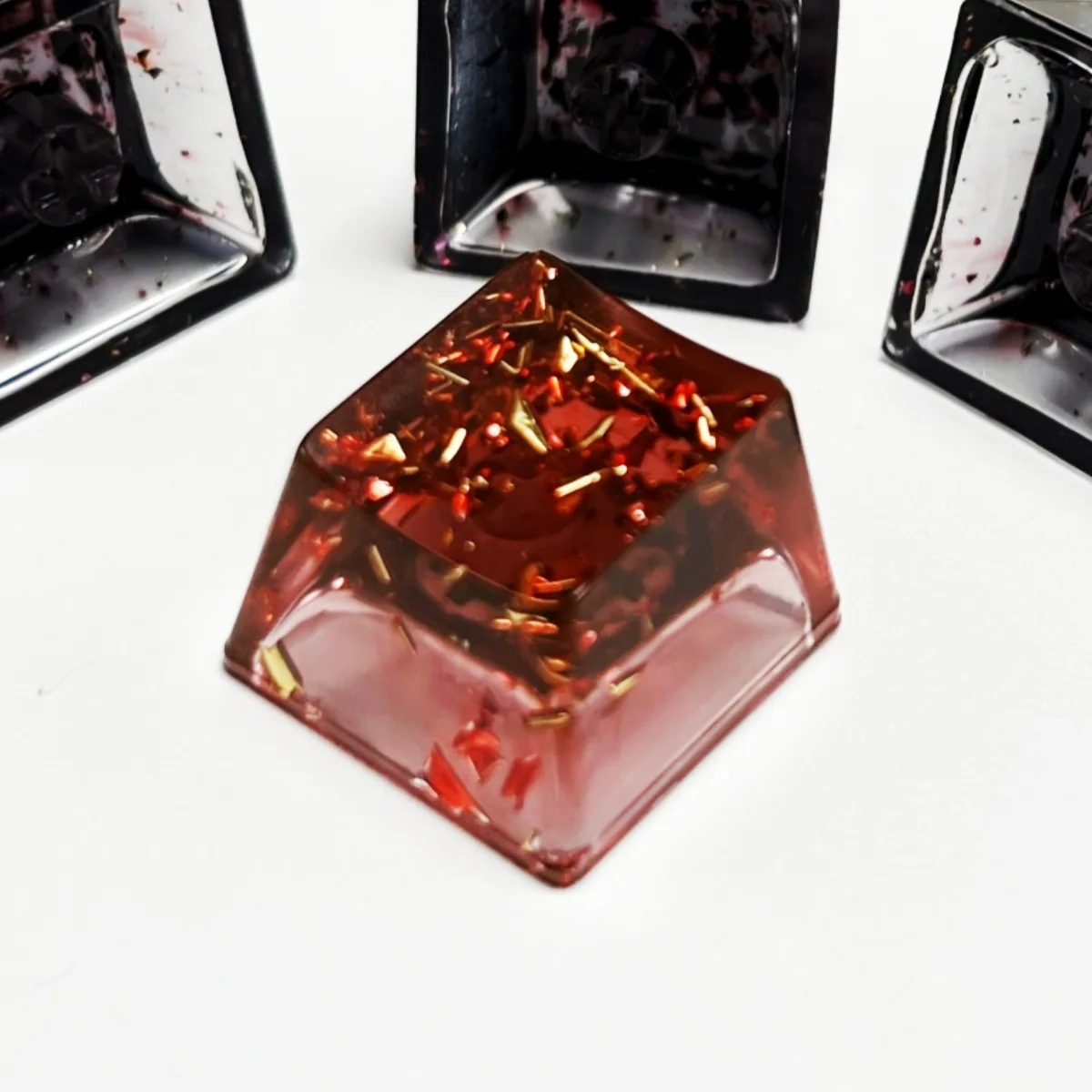 resina-original-personalizada-metal-folha-de-ouro-papel-keycap-transmissao-de-luz-diy-eixo-transversal-teclado-mecanico-keycap-unico