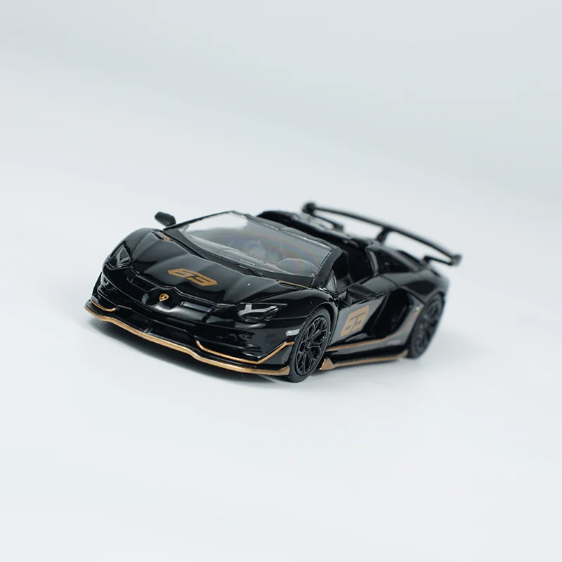 MINIGT 1:64 รถรุ่น Lambor Aventador SVJ 63 Roadster Alloy Die-Cast กีฬารถ # 803