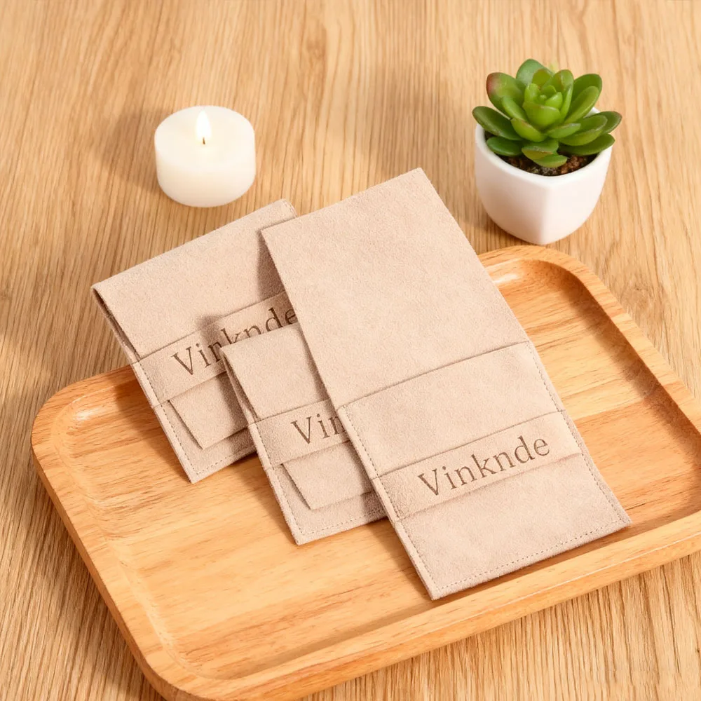 

100pcs Custom Logo Microfiber Jewerly Gift Bag Earrings Necklace Rings Organizer Packaging Pouch Wedding Favors Candy Goodie Bag