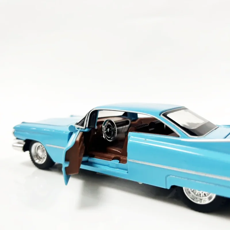 1:32 Large Rocket Alloy Die-Cast Model Car Toy with Openable Doors, Pull-Back Function, Light and Sound Effects, Boys' Car Enthusiast Ornament, Birthday and Christmas Gift