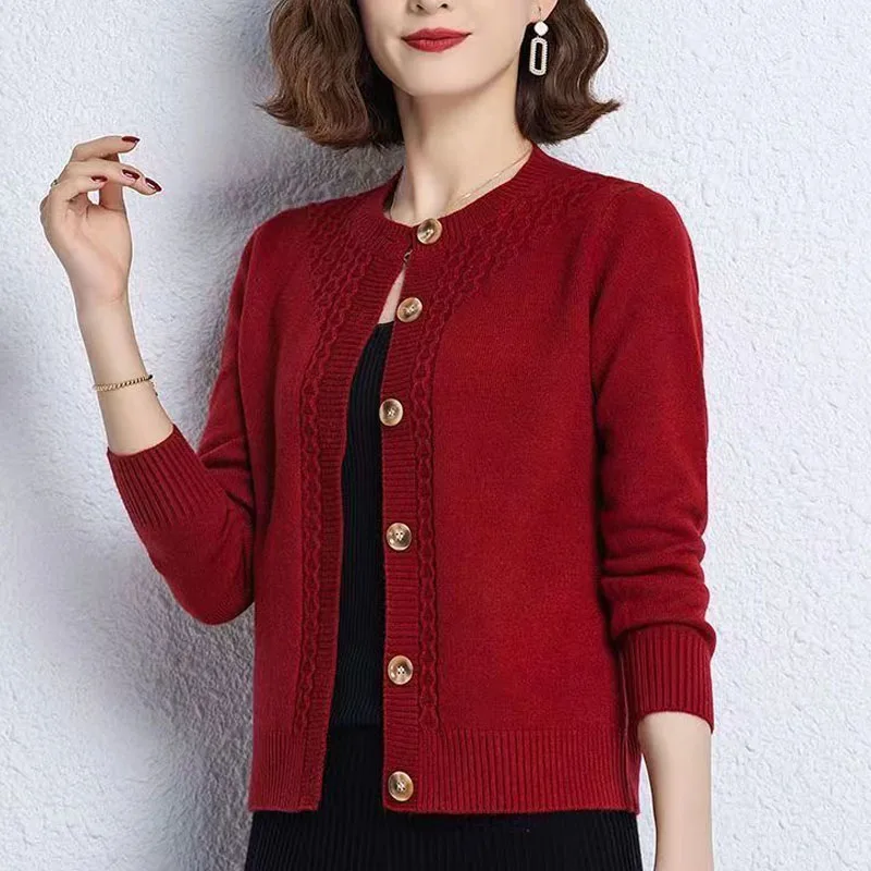 2023 New Autumn Fashion Solid Color Simple Round Neck Panel Button Knitted Cardigan Temperament Commuter Women\'s Loose Sweater