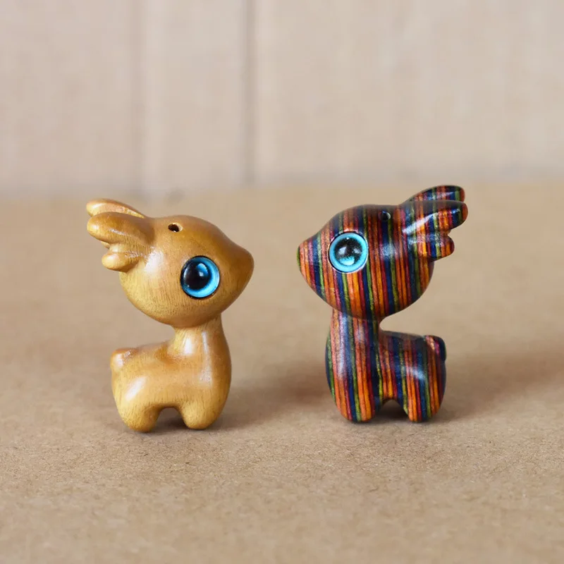 Bonito adorno de figura de gato de sándalo, Mini estatuilla de gato de la suerte, accesorios de escritorio para decoración Interior del hogar, colgante de llave de regalo único