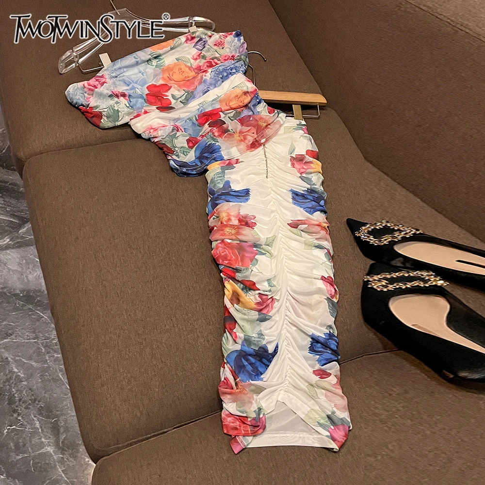 

TWOTWINSTYLE Print Two Piece Sets For Women Slash Neck Off The Shoulder Sleeve Top High Waist Skirt Chic Set Female KSE559140