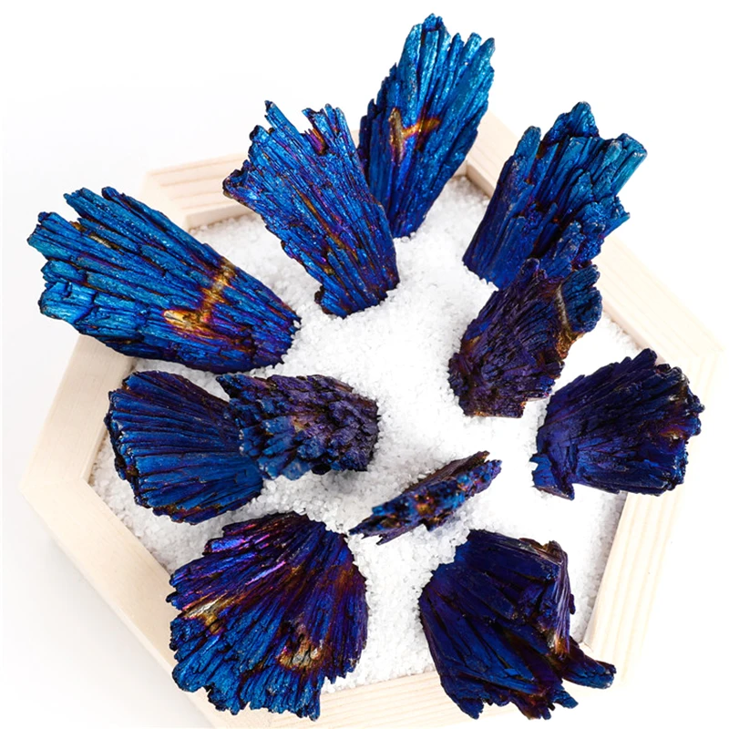 Piedras y cristales de turmalina negra, colores azules naturales y minerales, decoración de cola de cristal de cuarzo Aura de titanio azul