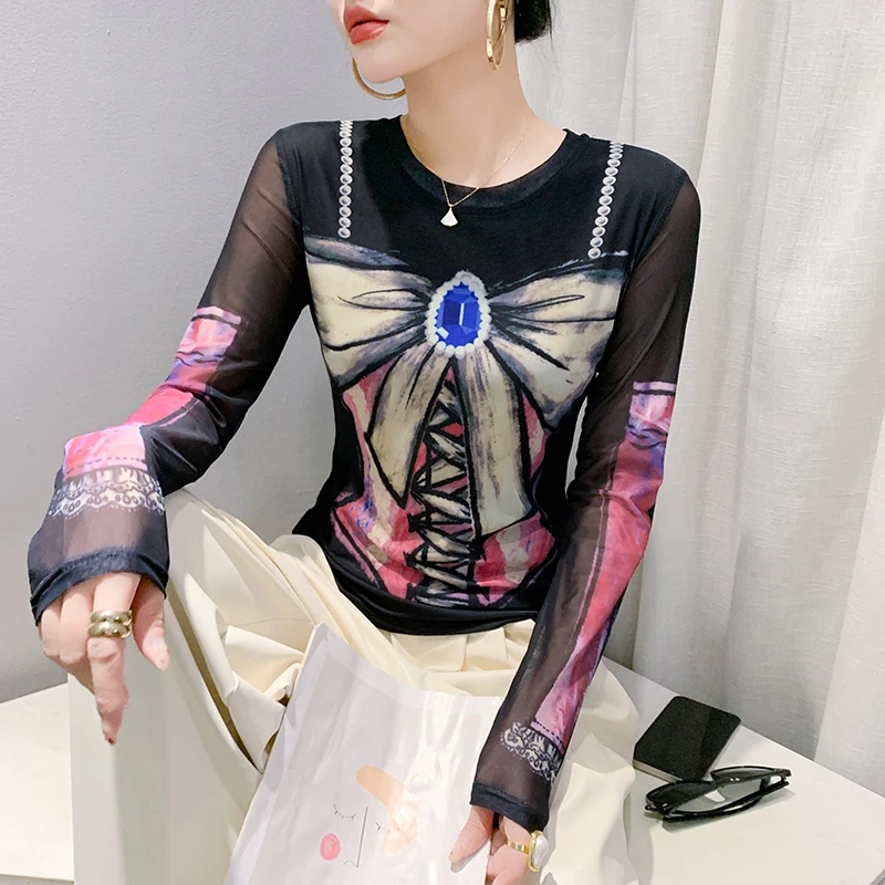 유럽 스타일 롱 슬리브 라운드 넥 티셔츠 여성 프린트 슬림핏 베이스 티셔츠 스트리트 스타일 가을 신상