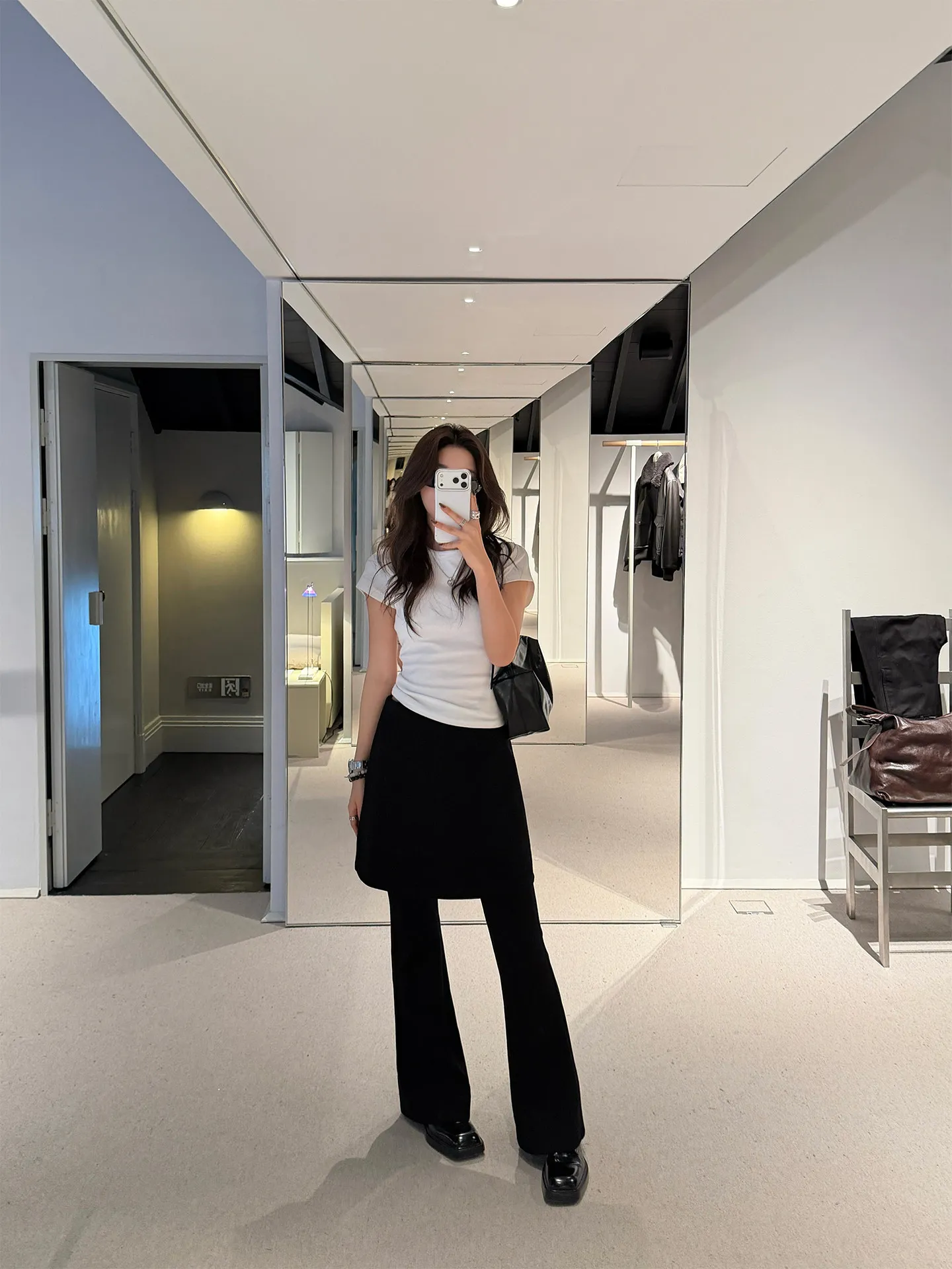 

Casual Micro Flare Pants Women's Spring 2026 New Sle Slim Fit Supermodel Pants Left Side False Two-Piece Skirt Curtain