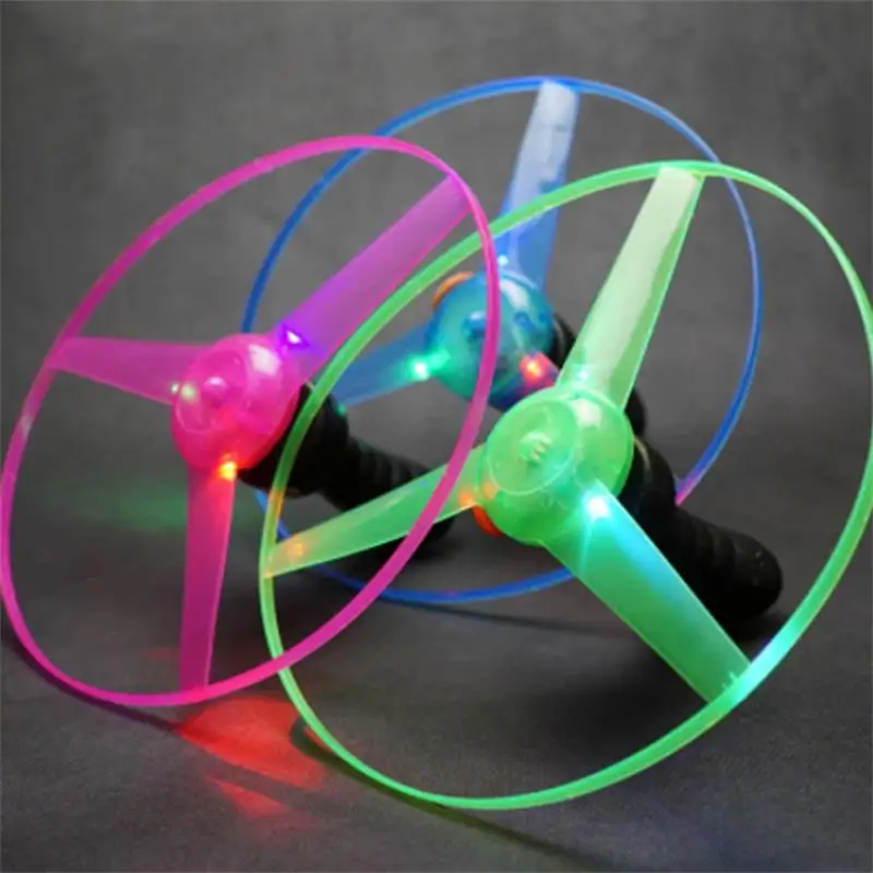 1pc Playing Plastic Pull String Spinning Line Toy Led Flashing Light Up Flying Saucer UFO LED Handle Kid Popular Outdoor Toys