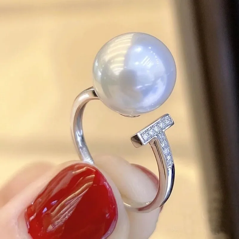 

Designer Large AAA + 10-11mm South Sea White Round Women's Pearl Ring 925 Silver