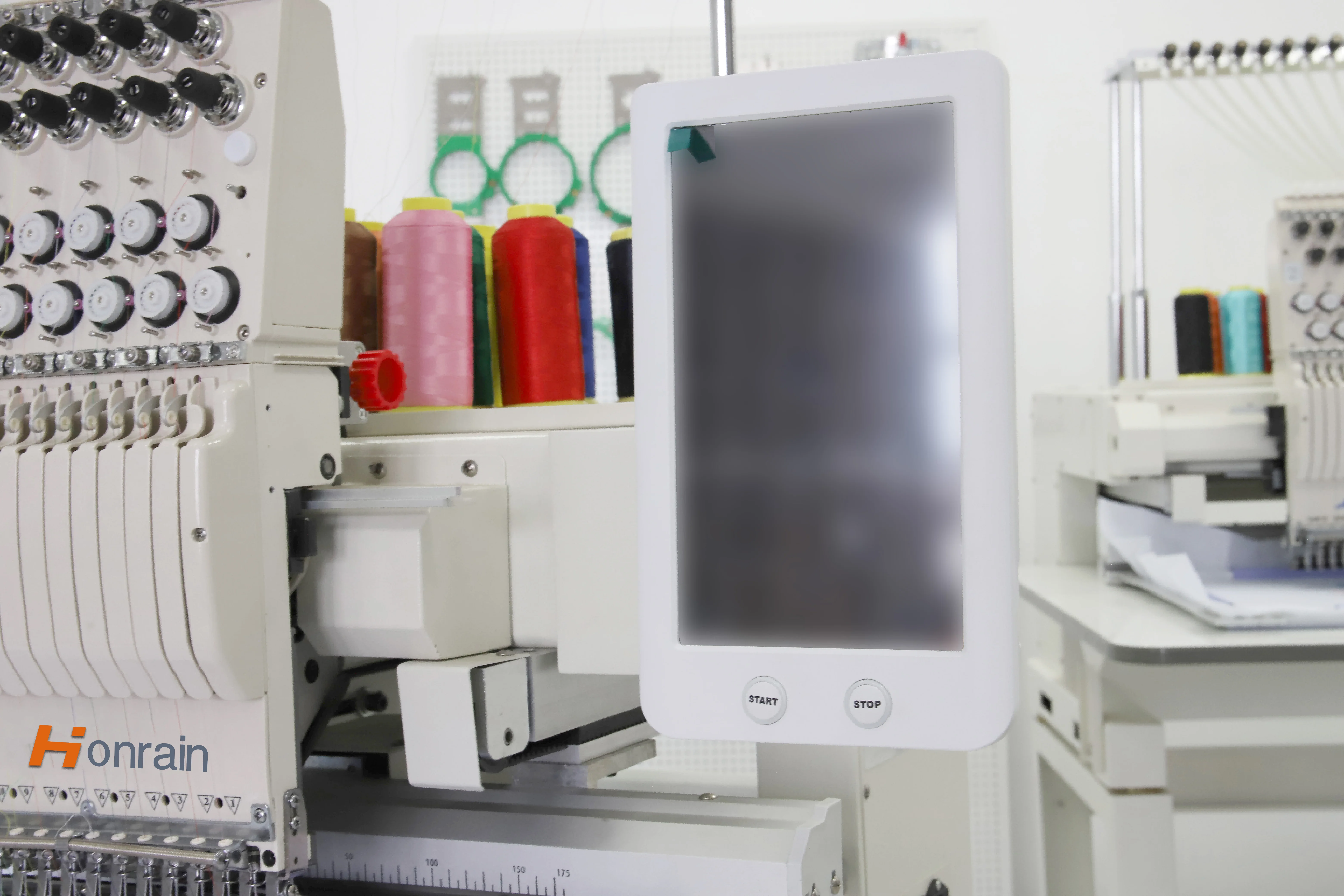 HONRAIN 9/12 Needles Single Head New Model on Sale Low Price Home Use Small Multi-functional Embroidery Machine