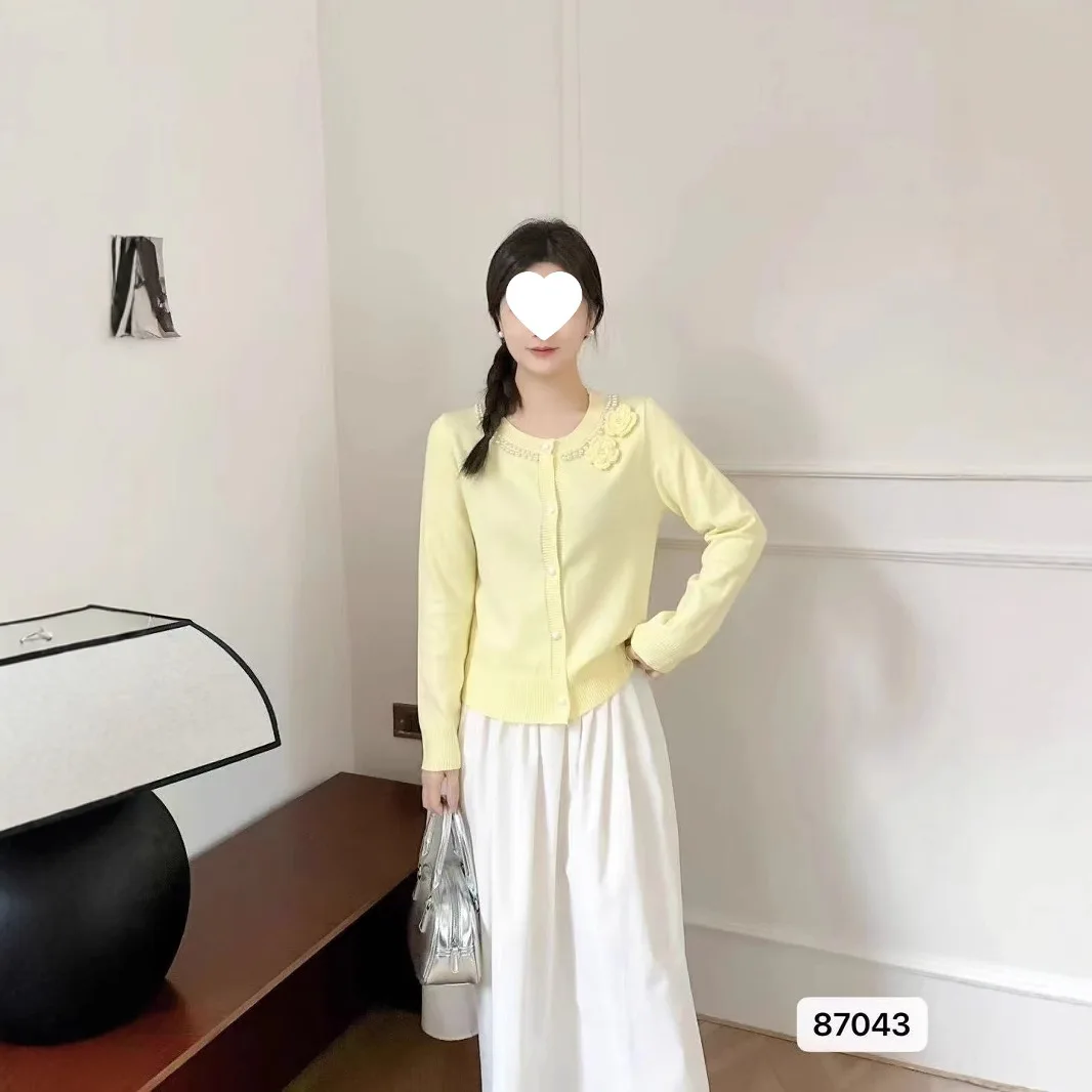 

New Three-dimensional Flower Sweater Women Sweet Pearl Cropped Vintage O-Neck Long Sleeve Pink/White Knitted Cardigans Top Wh1