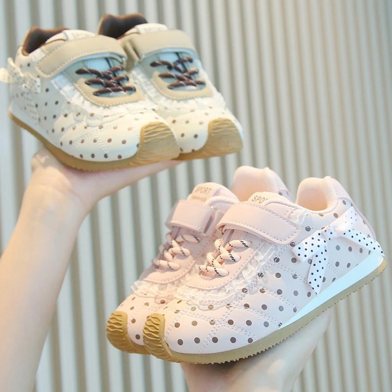 Girls Princess Sneakers Autumn and Winter 2026 New Child Soft Soled Shoes Casual Girls Non Slip Running Boots Children's Shoes