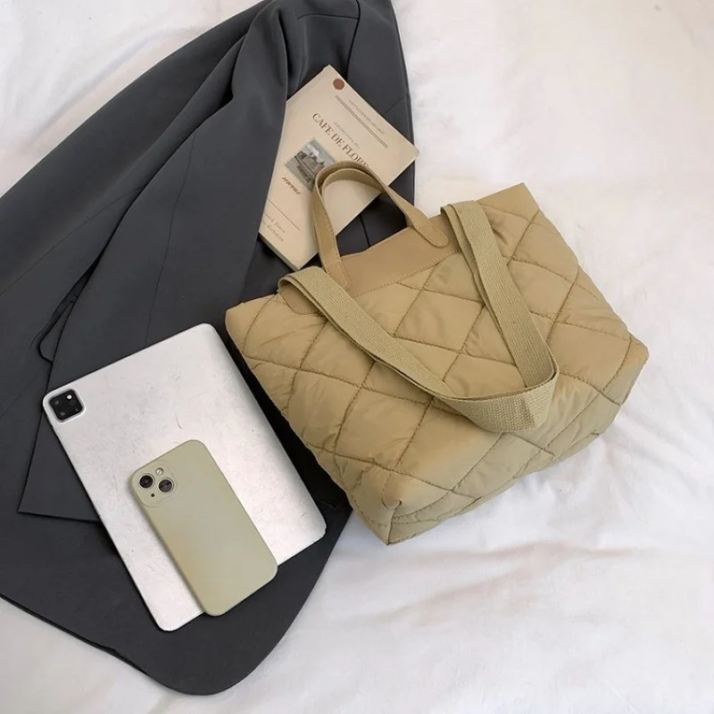 Luxury Brand Leather Women's Tote Bag Fashionable Popular Classic Elegant Paris Designer Daily Vintage Bag