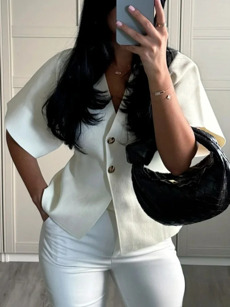KONDALA Vintage décontracté Chic tricoté chandails femmes boutons dorés col en v à manches courtes Cardigans mode 2024 automne hiver hauts