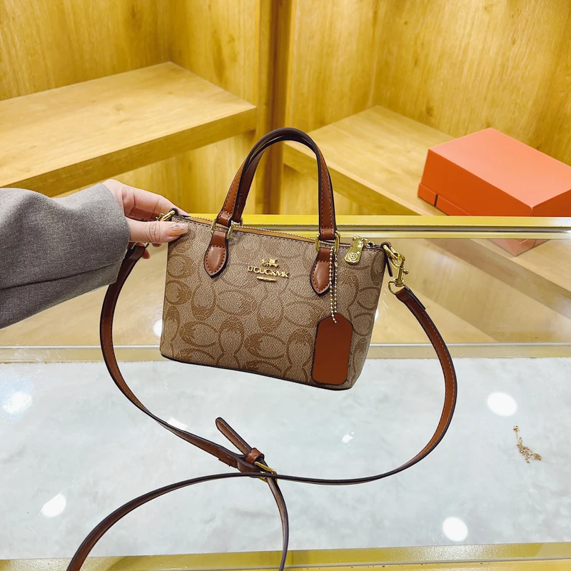 حقيبة ساعي كلاسيكية أنيقة لعام 2025 للنساء - محفظة كروس جلدية عالية الجودة مع طراز مصمم فاخر وبسيط وحديث