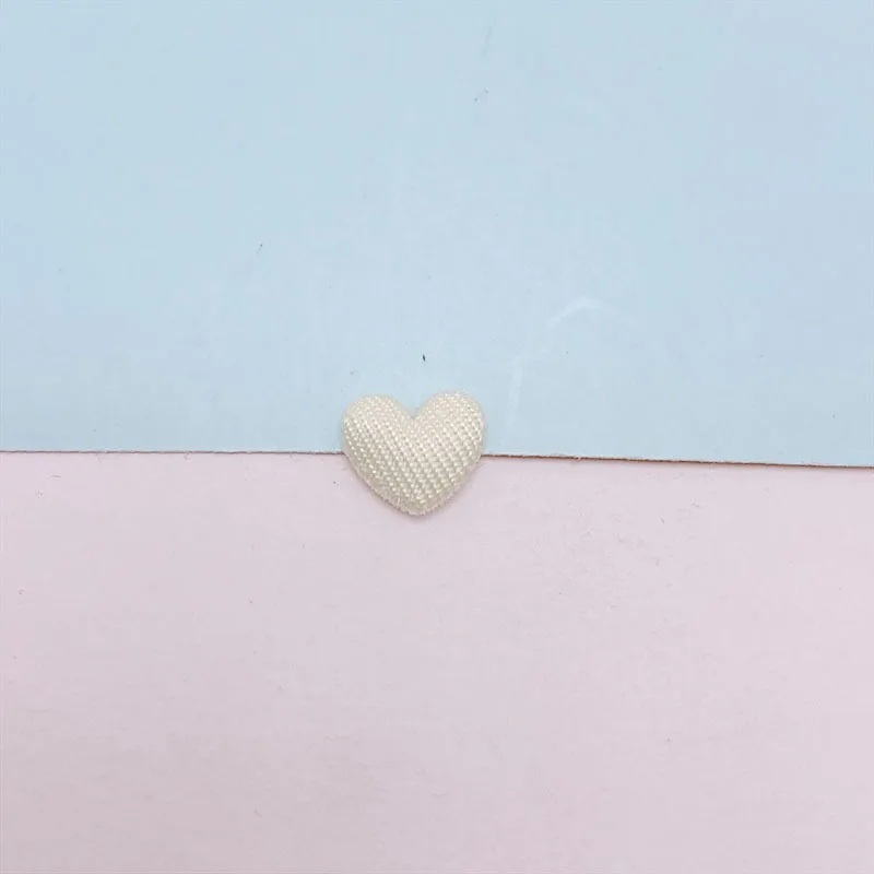 100 Stück 1 cm gepolsterte kleine Herz-Applikationen für Kinderhüte, Näharbeiten, DIY-Haarspangen-Zubehör, Stoffaufnäher – Detail 9