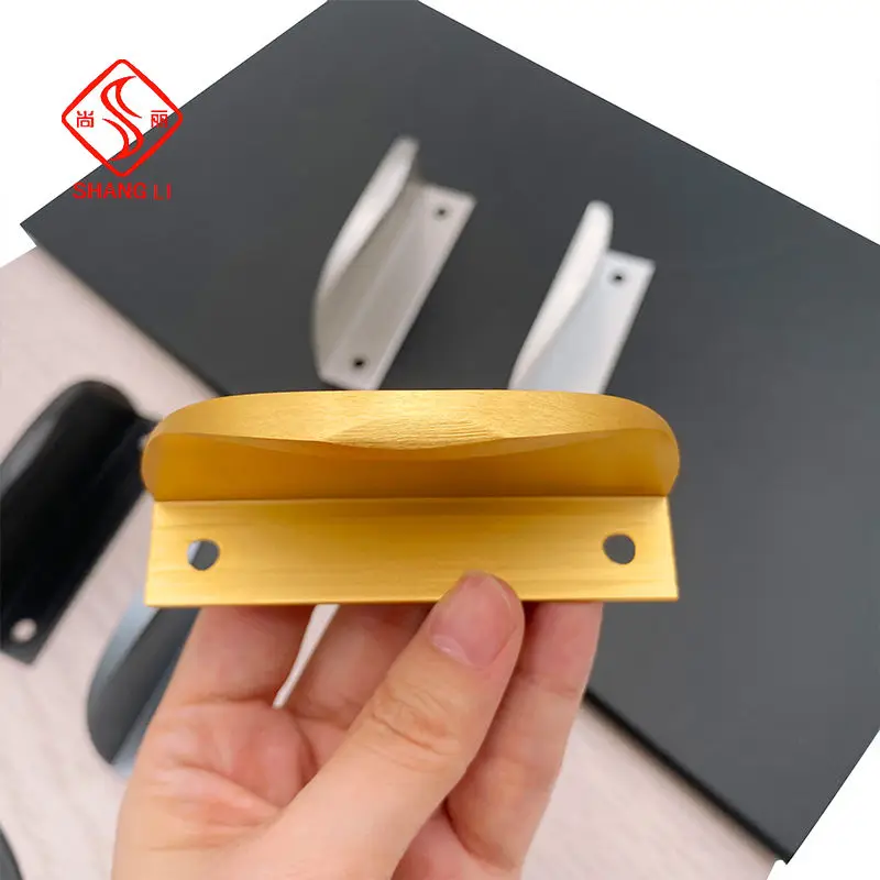 Maçaneta moderna de liga de alumínio dourada escovada estilo meia lua para armário de gaveta de guarda-roupa em quarto e cozinha